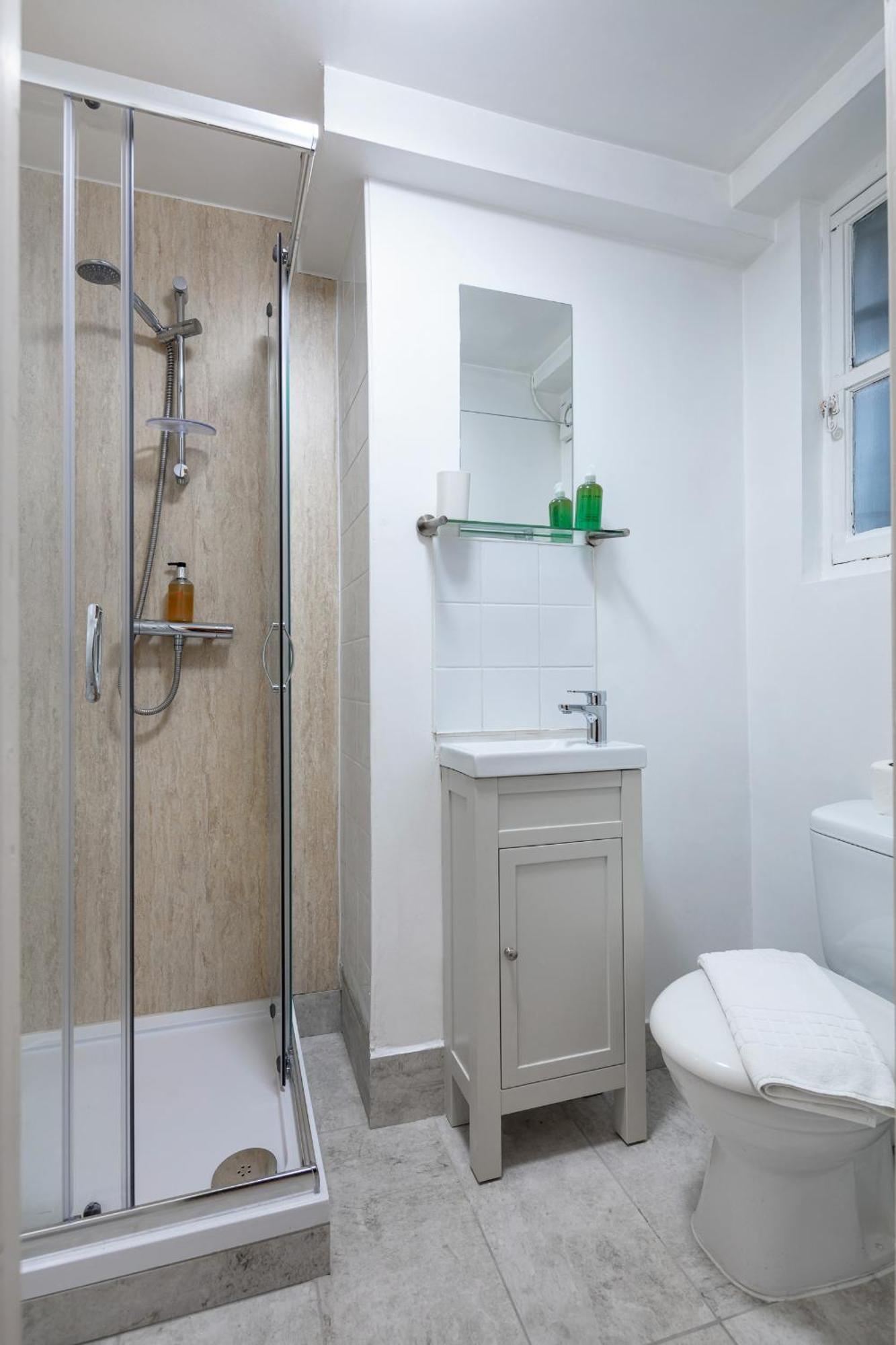 Elegant Kensington Apartment With Patio Londyn Zewnętrze zdjęcie